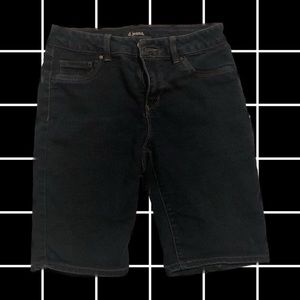 D. Jeans Demin Shorts